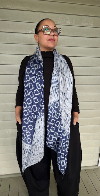 Circles Hand Dyed 100% silk Scarf (Blue or Black)