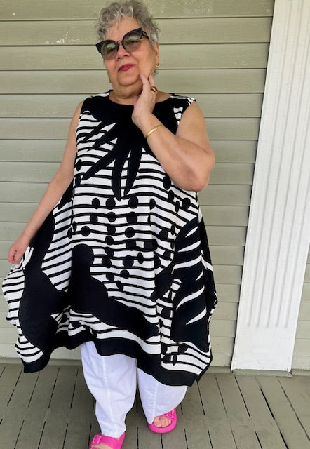 DTH Dots &Stripes Waterfall Top (black and white)