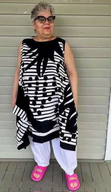 DTH Dots &Stripes Waterfall Top (black and white)