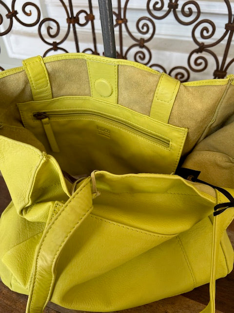 Leather Carry All Handbag In Chartreuse