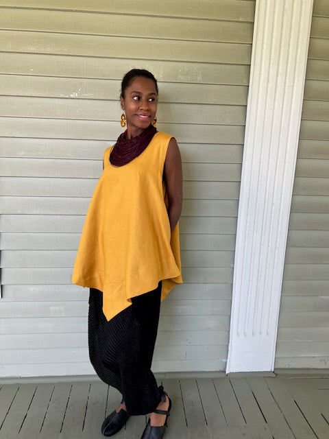 Dth V Front Linen Top In Mustard
