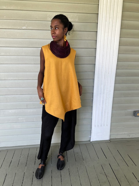 Dth V Front Linen Top In Mustard