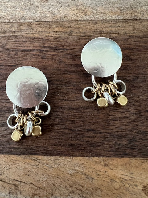 Circle With Gold And Silver Dangle (Clips)