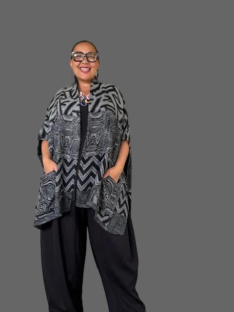 Kimono Style Cardigan in Geometric