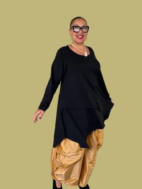 Transparente Asymmetrical Pullover (Black)