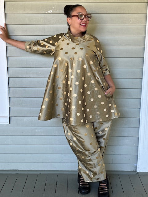 DTH 100% Gold Silk Seamed Pants with Dot Embroidery
