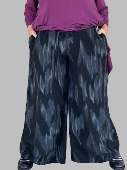 Brush Stroke Corduroy Pants (Navy/Green, Cranberry, or Violet/Gray)