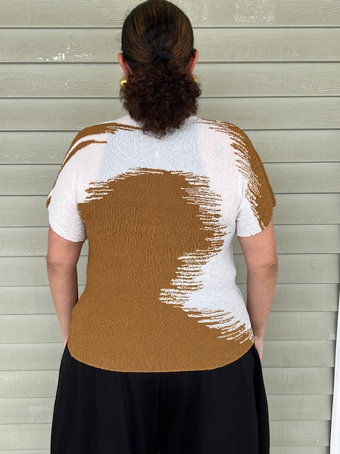 Vanite Couture Pleated Top (coffee)