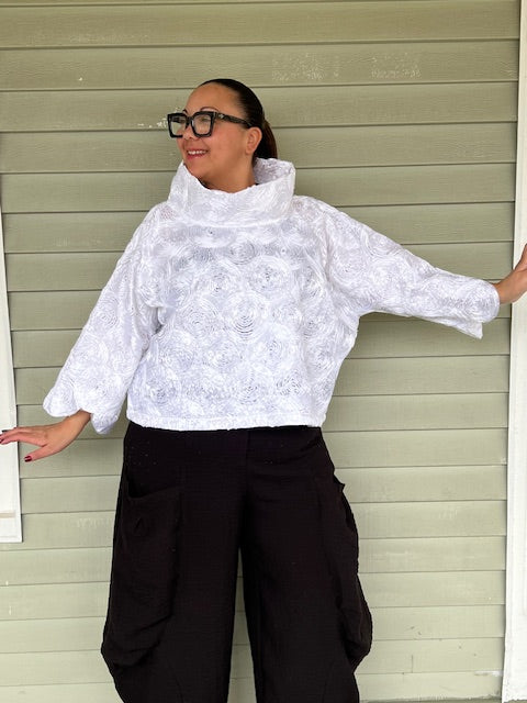DTH Rose Garden Boxy Top