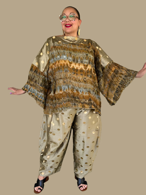 DTH 100% Hand Dyed Silk Pleated Kimono Sleeve Top