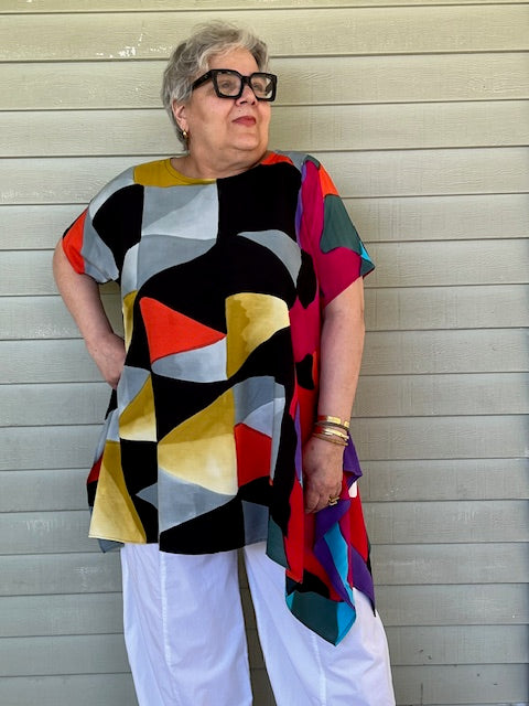 DTH Geometric Triangle Cap Sleeve Top