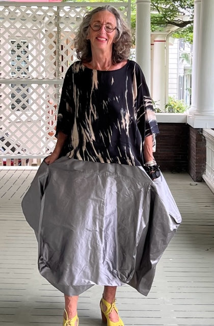 DTH Architect Skirt in 100% Silk Taffeta ( Dark Grey)
