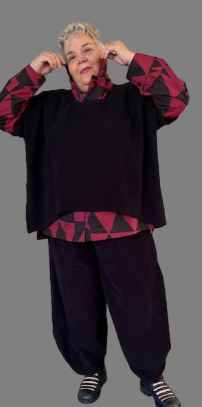 Gerties Eleven Stitch Pullover Vest (Indigo, Red Indigo, or Black)