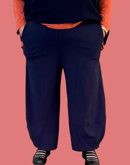 Gerties Eleven Stitch Tucked Hem Pants (Black or Navy)