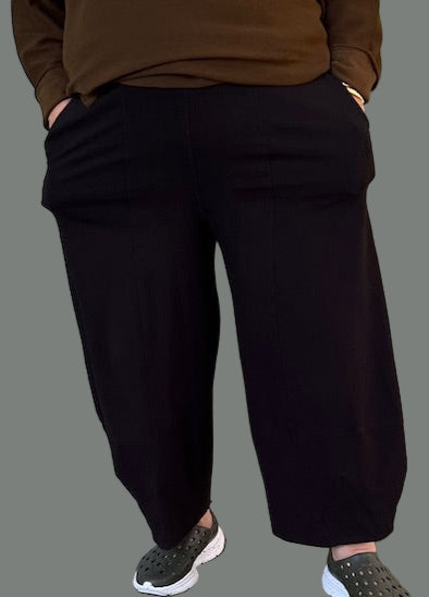 Gerties Eleven Stitch Tucked Hem Pants (Black or Navy)