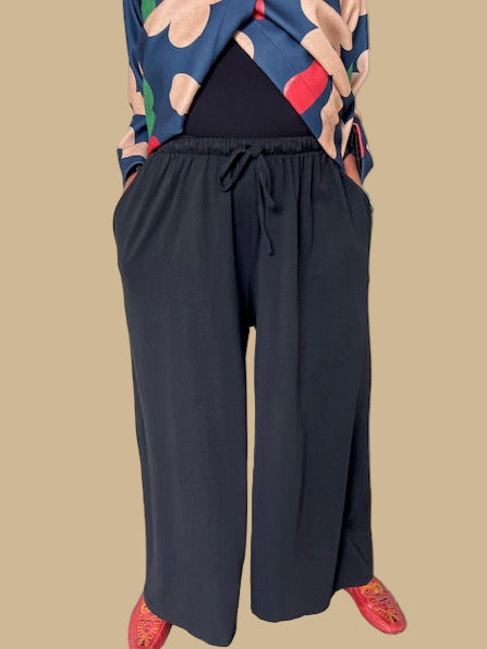 Transparente Wide Leg Sweat Pants (Silver, Black, Green, or Camel)