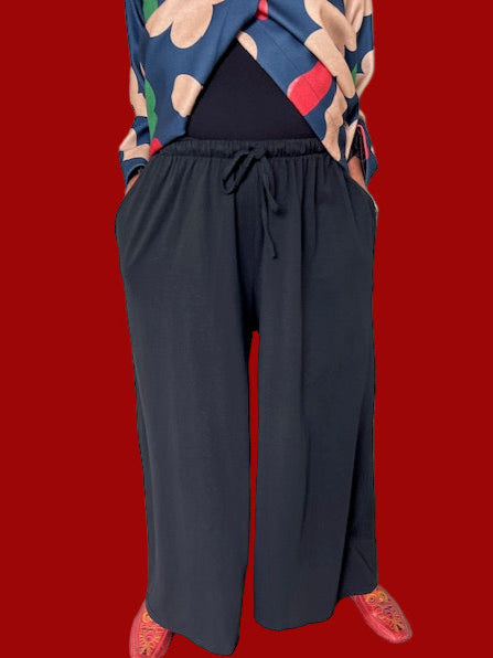 Transparente Wide Leg Sweat Pants (Silver, Black, Green, or Camel)