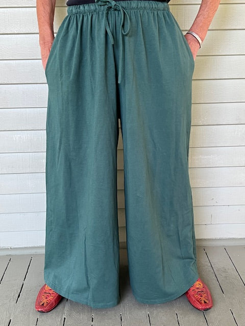 Transparente Wide Leg Sweat Pants (Silver, Black, Green, or Camel)