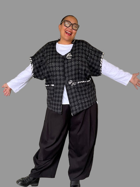 DTH 100% Wool Boxy Vest with Black/White Trim