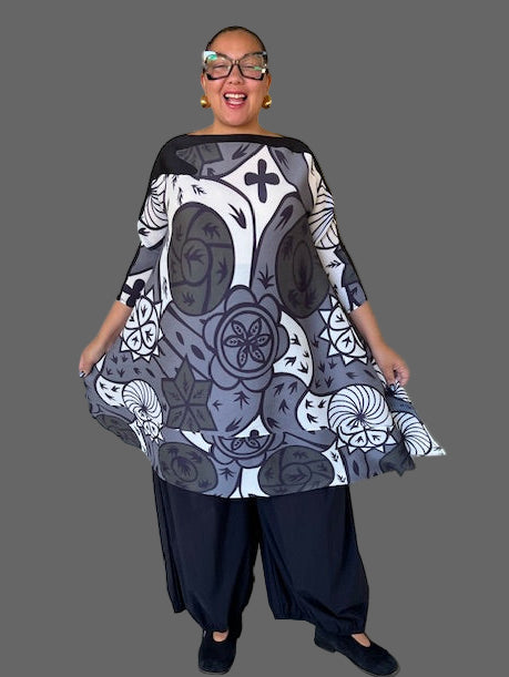 Vanite Couture Pleated Black and White Dress