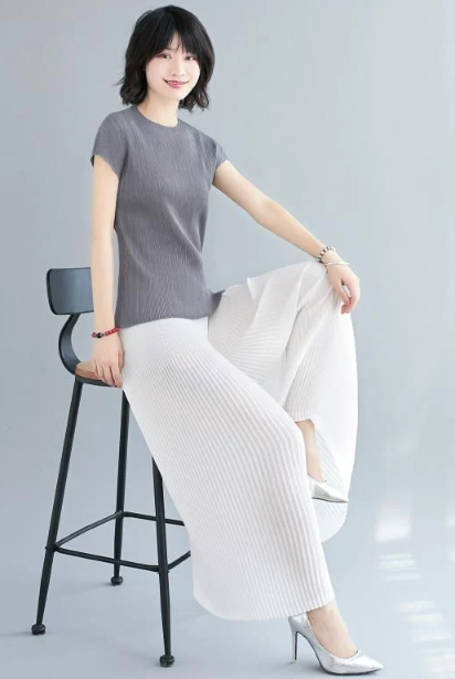 Vanite Couture Pleated Palazzo Pants (White)