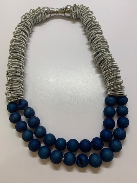 Silver Piano Wire Rings Necklace with Blue Geo Beads,