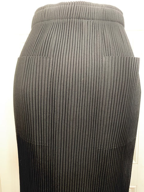 Vanite Couture Black Ribbed Pencil Skirt
