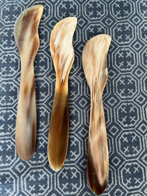 Assorted Horn Butter Spreaders