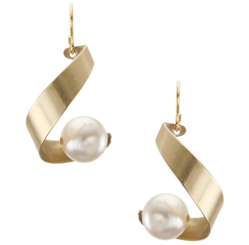 Curl with Pearl Wire Earring