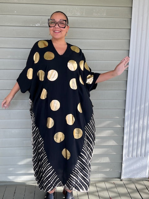 V Black Caftan With Gold Dots