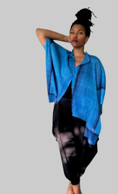 Pleats Boxy Top or Jacket(Blue)