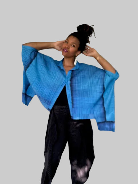 Pleats Boxy Top or Jacket(Blue)