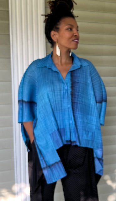 Pleats Boxy Top or Jacket(Blue)