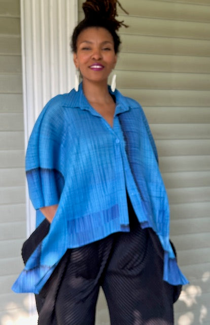 Pleats Boxy Top or Jacket(Blue)