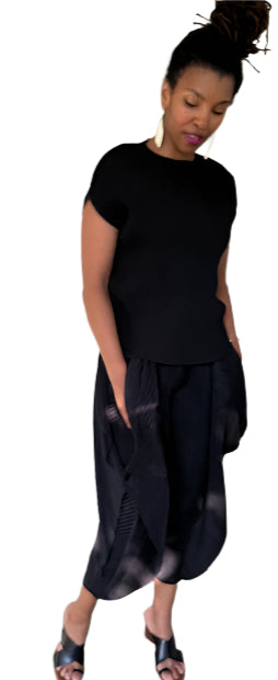 Black Pleats Cap sleeve Top