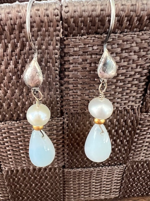 Pearl drop Earrings