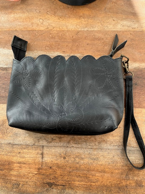 Leather Hand Tooled Wristlet Bag (black )