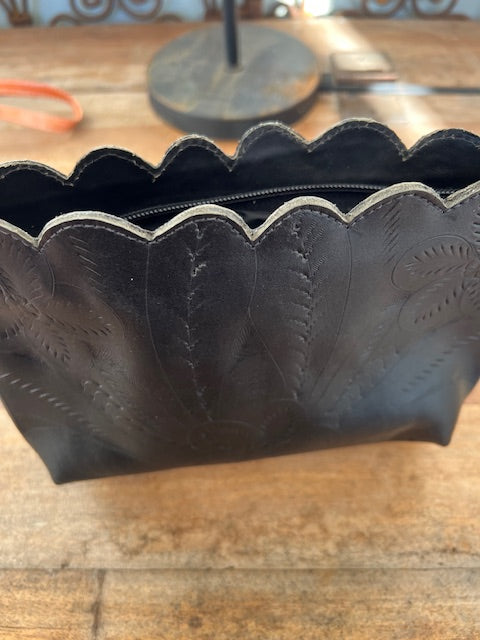 Leather Hand Tooled Wristlet Bag (black )