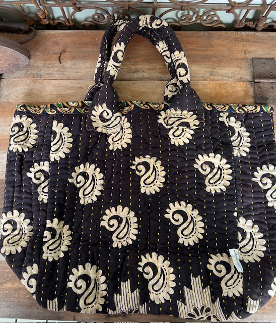 Kantha Vagabond Bag (black )