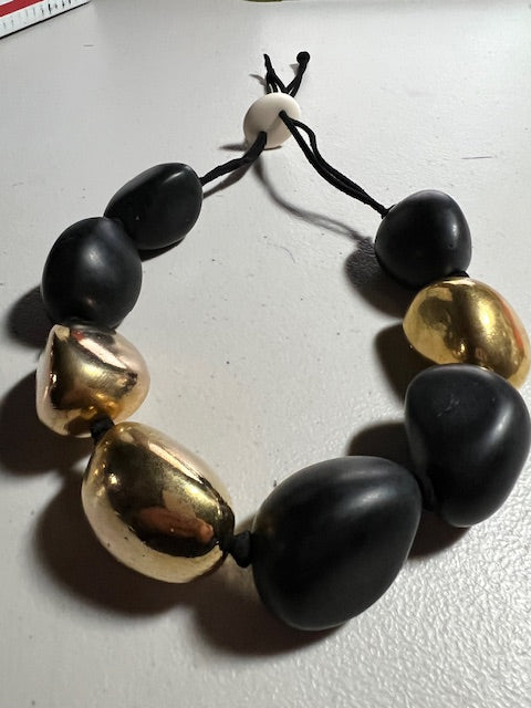 Eco Resin in Black And Gold