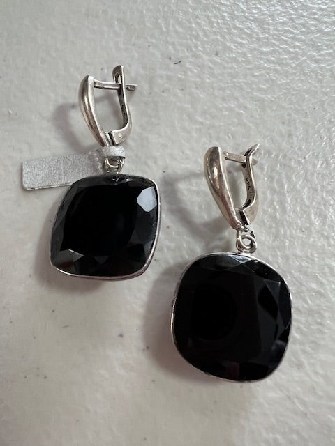 Black Onyx Faceted Stones