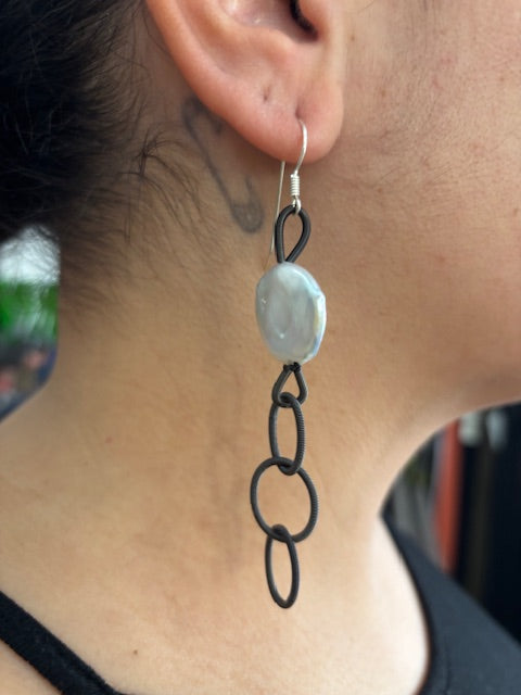 Piano Wire Circles With Pearl