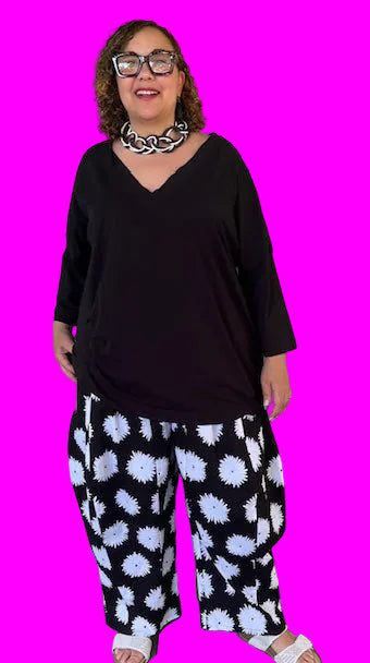 DTH 100 % Cotton Seersucker Black and White Seamed Pants