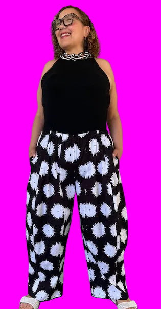 DTH 100 % Cotton Seersucker Black and White Seamed Pants