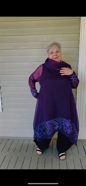 Dth Short Silk Overlay