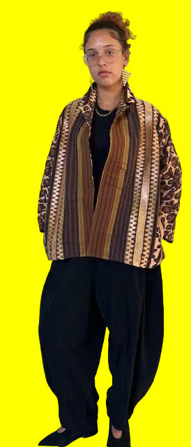 Dth Jacket in Hand Embroidery Gold