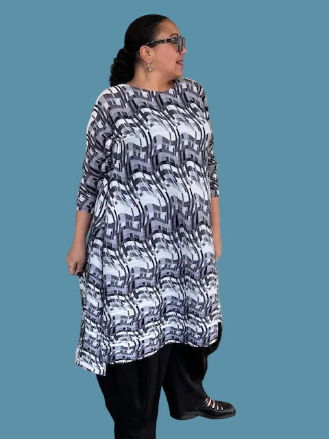 Vanite Couture Sticks Top