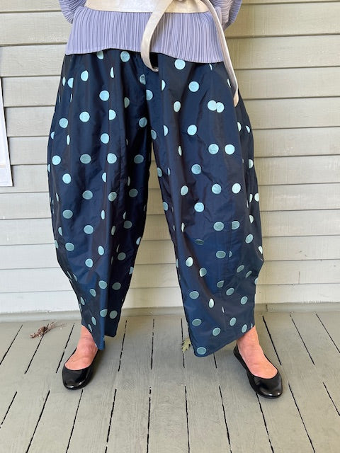 DTH 100% Blue Silk Seamed Pants with Dot Embroidery