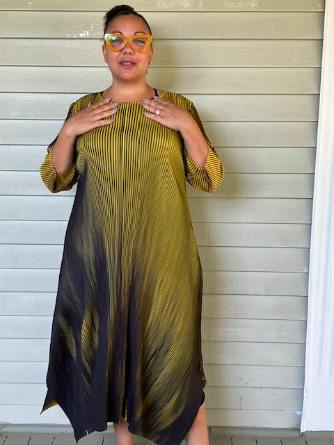 Vanite Couture Mustard/Black Pleated Dress