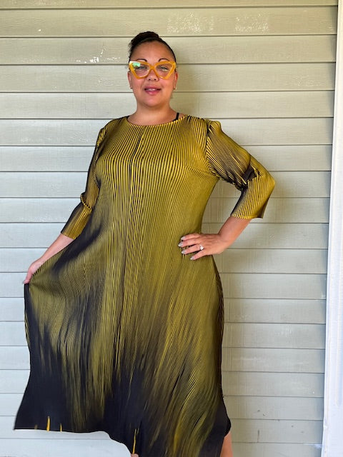 Vanite Couture Mustard/Black Pleated Dress